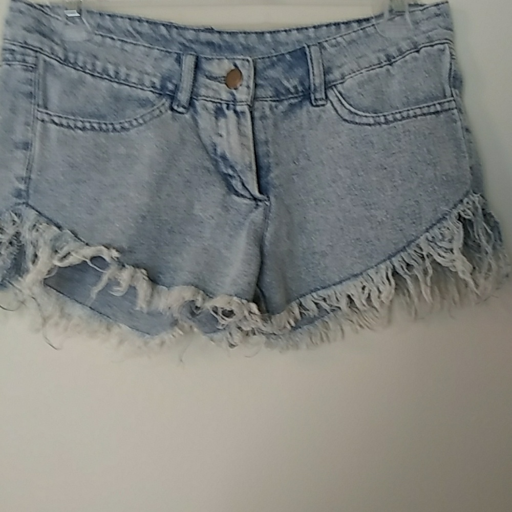 Shorty short shorts